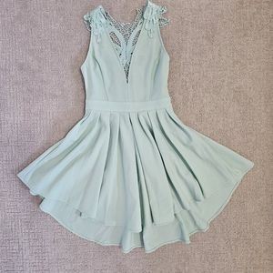 Windsor Mint Mini Dress, size Small